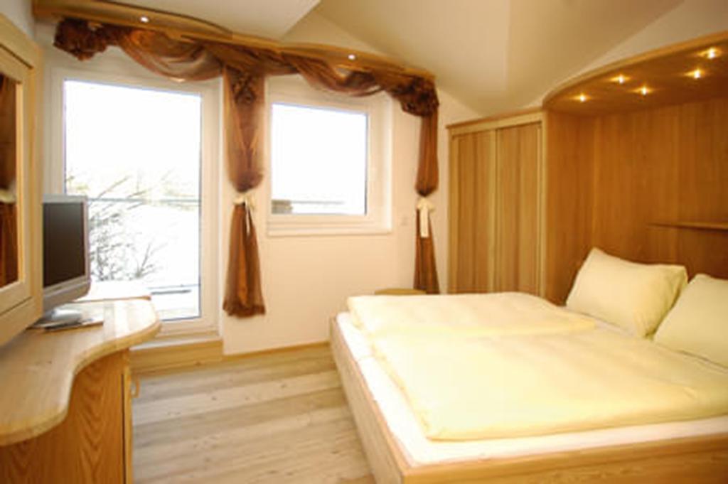 Bed & Breakfast Landhaus Strasser 瑟尔 外观 照片