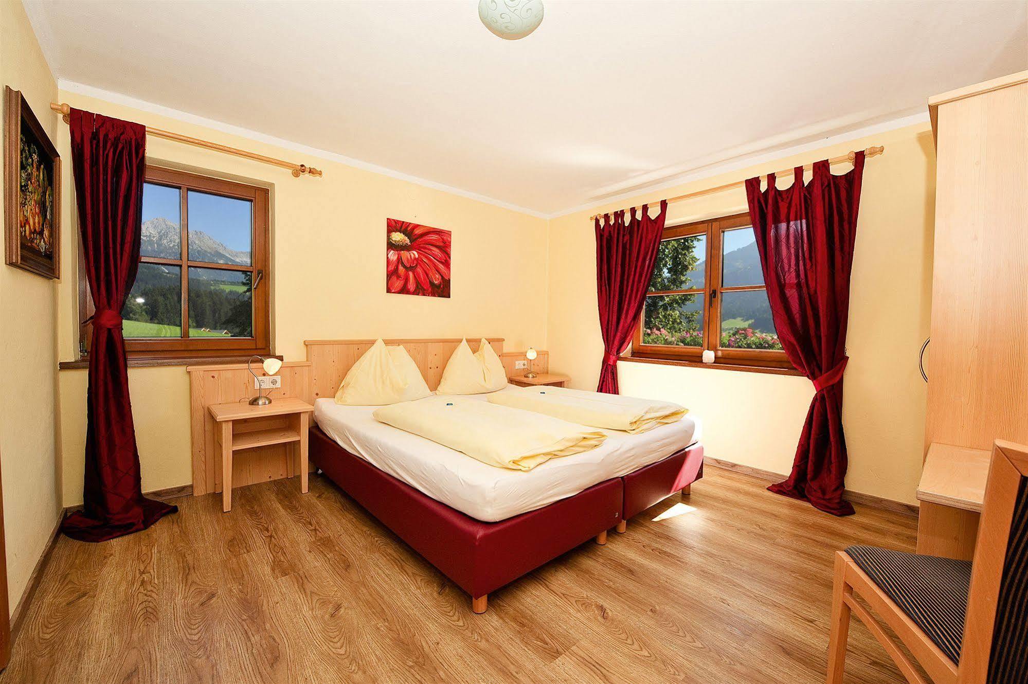 Bed & Breakfast Landhaus Strasser 瑟尔 外观 照片